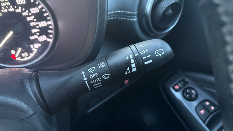 Nissan Juke 1.0 DiG-T 114 Tekna 5dr Petrol Hatchback